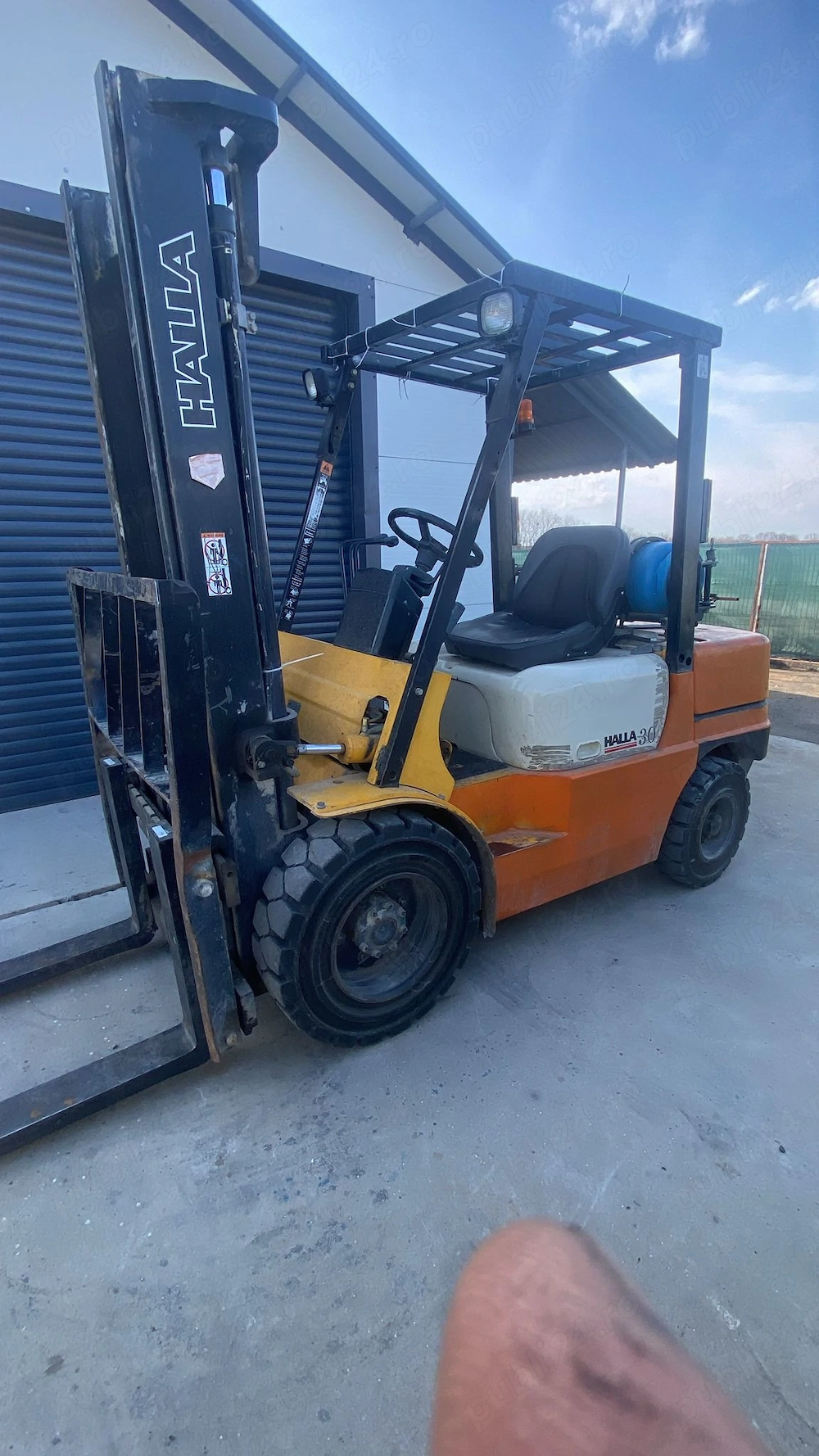 Motostivuitor  Halla 3 t