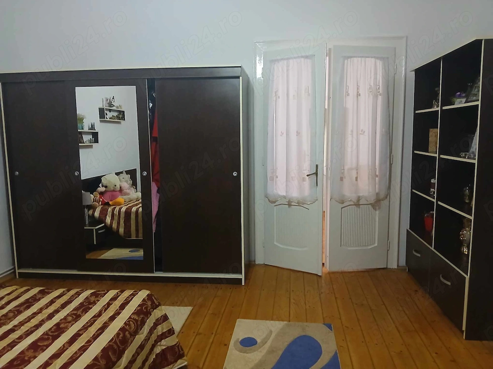Vand  casa in localitatea Bulgarus, jud, Timis. Suprafata constructii 420mp.