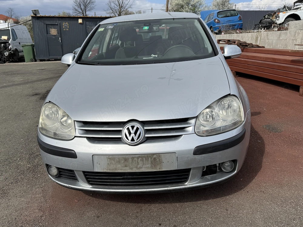 Dezmembrez Vw Golf 5 1.9 tdi 