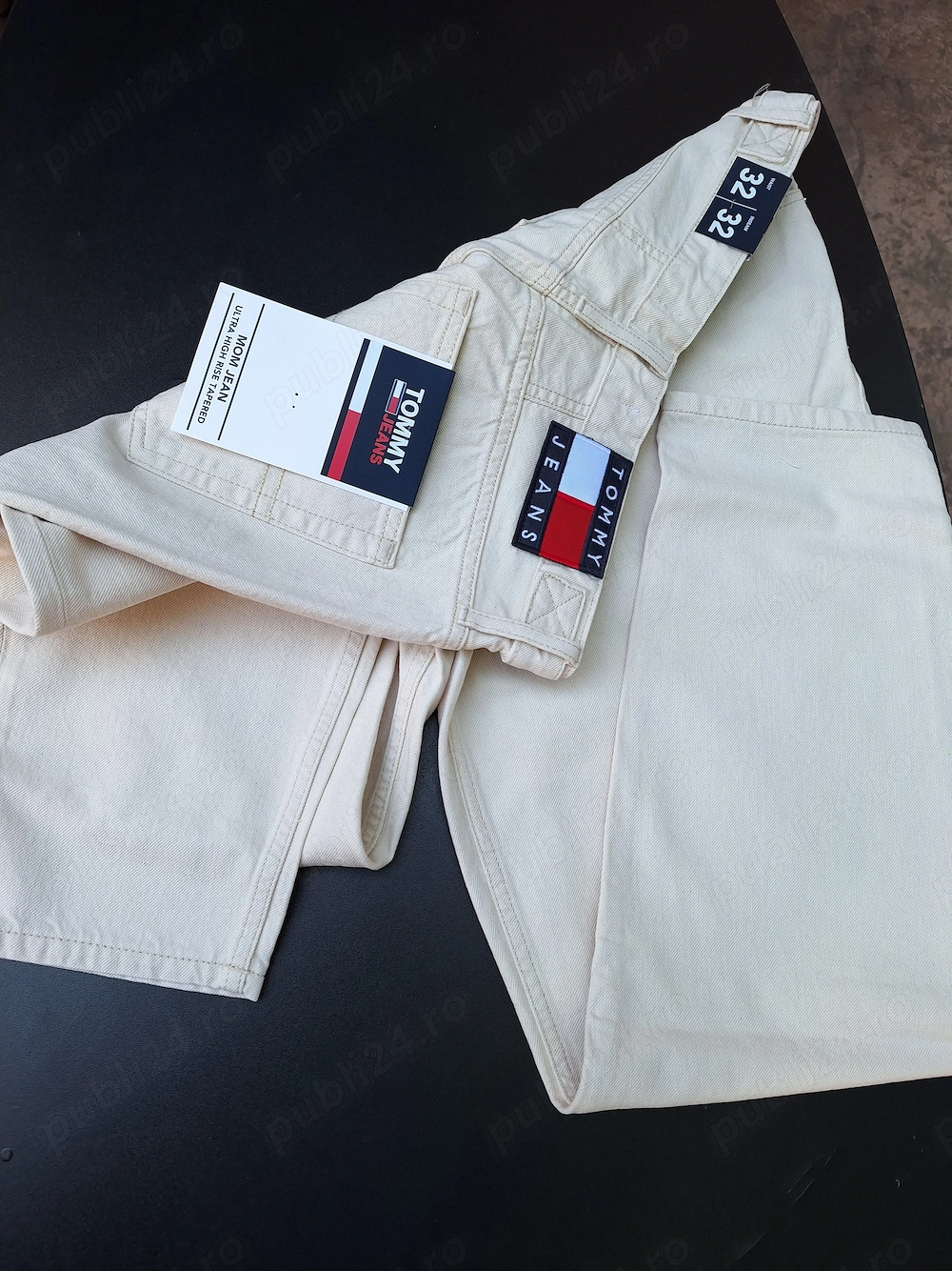 Blugi Tommy Hilfiger,  Tommy Jeans si Calvin 