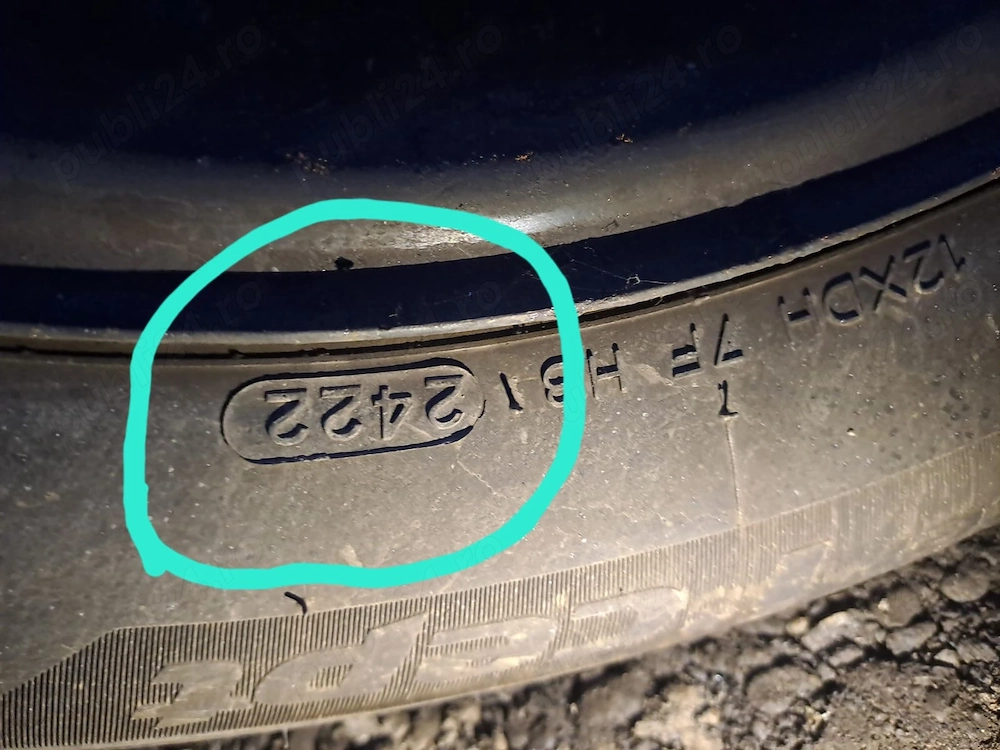 Vând 4 bucăți jante cu cauciuri