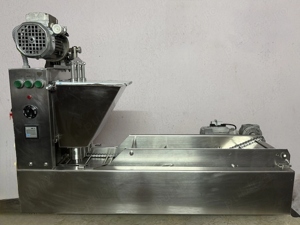 Vând maşină de făcut gogoși 