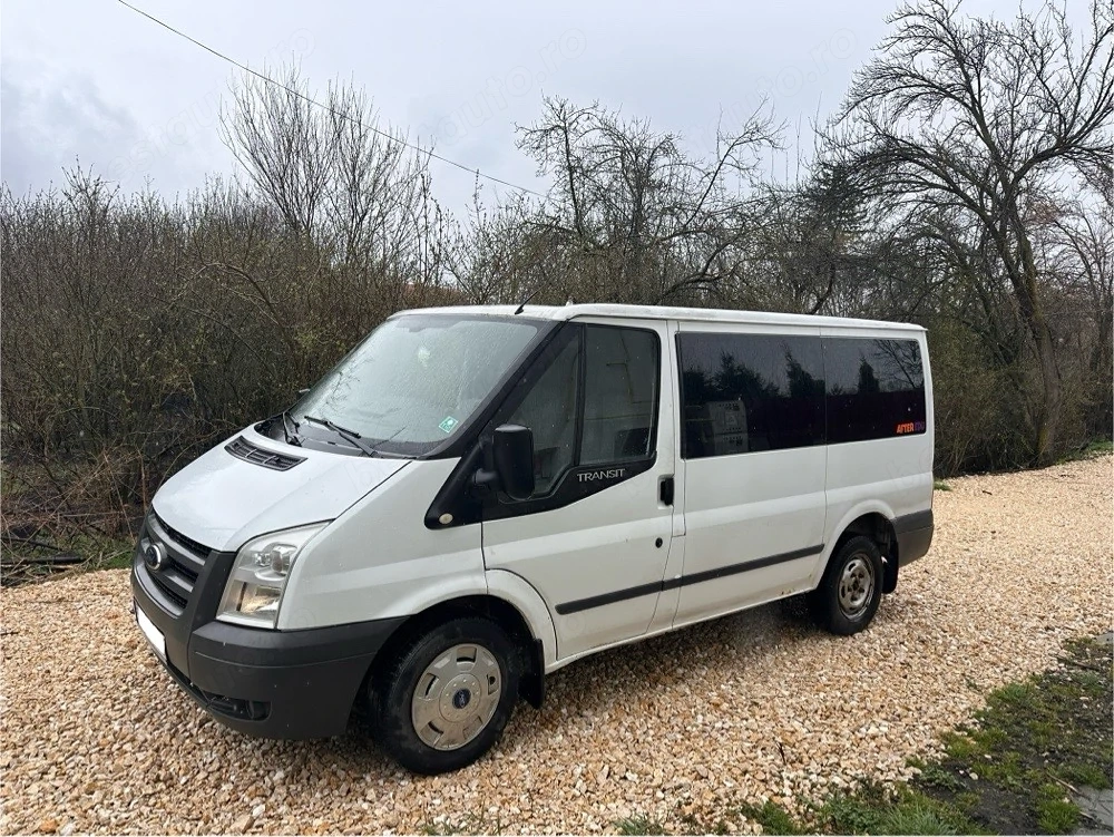 Ford Transit 2011, 9 locuri