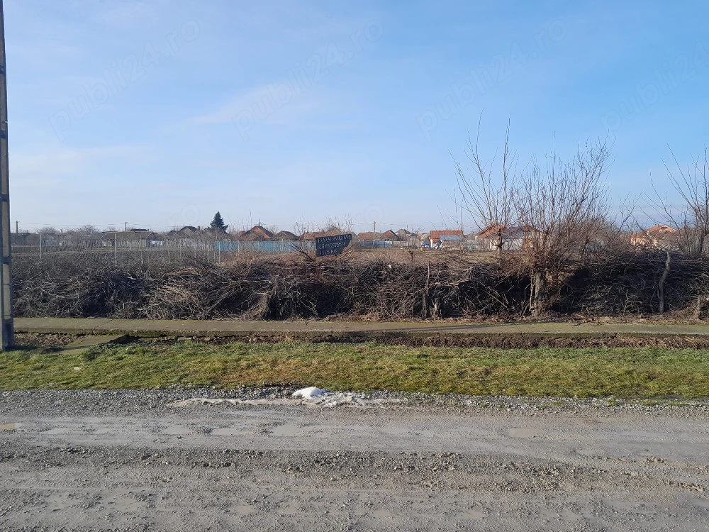 Vand teren intravilan 1340 mp, Ianoșda