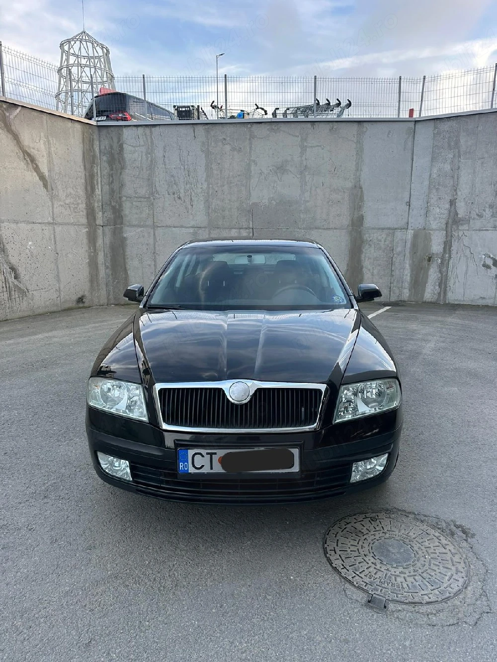 Vand Skoda octavia 2 1.6 mpi an fab 2008 negociabil 
