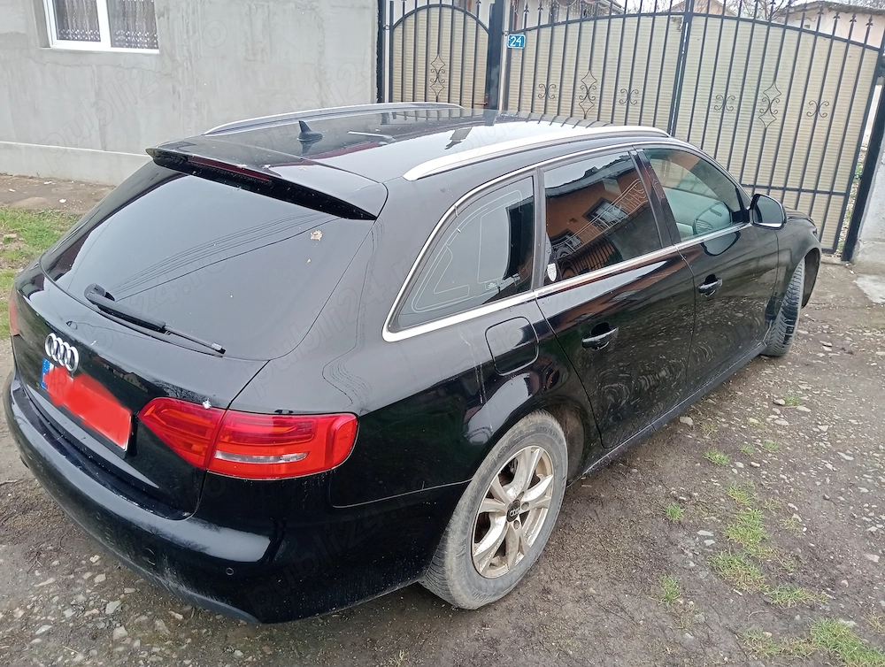Vând Audi A4 B8 Avant 2l tdi automat 