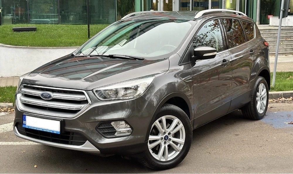 Ford Kuga cu garantie, 2018, 1500 cmc benzina, 119500 km, camera, carlig, masina pentru pretentiosi