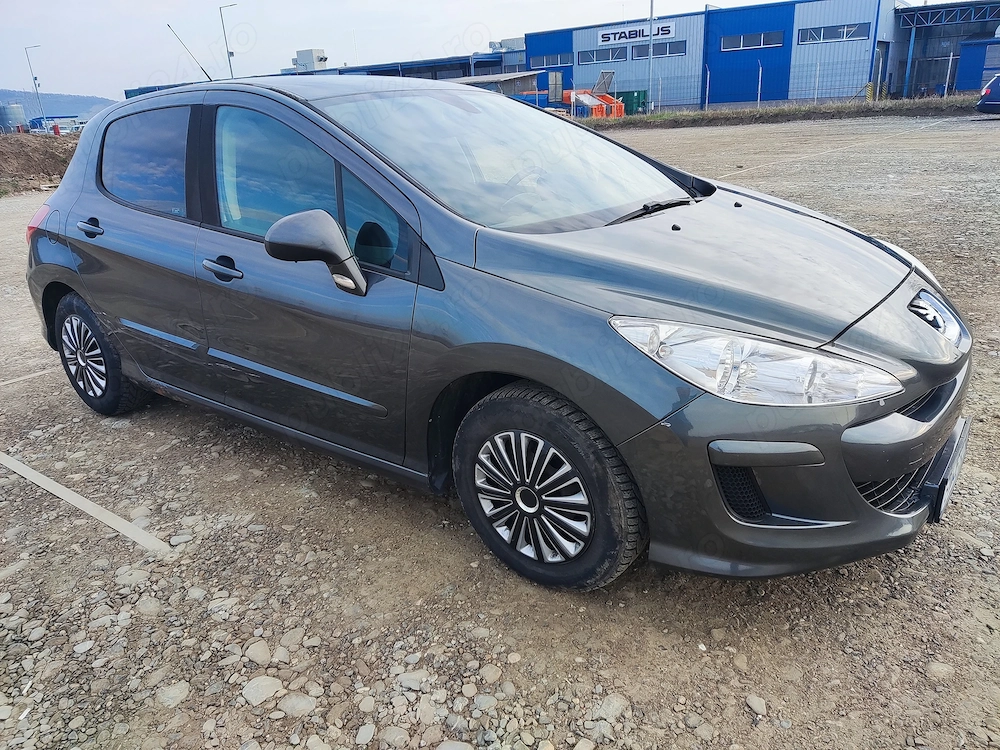 Peugeot 308 Hatchback 2009