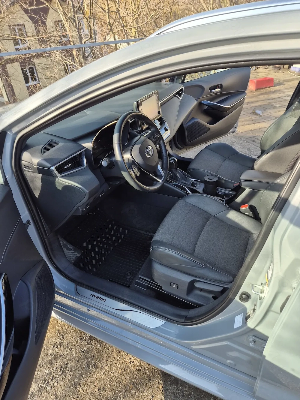 Toyota corolla TS hybrid.2021