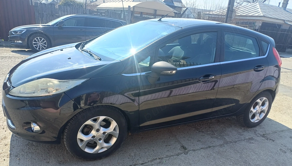 Vând Ford Fiesta, an 2008, 1.6 tdi