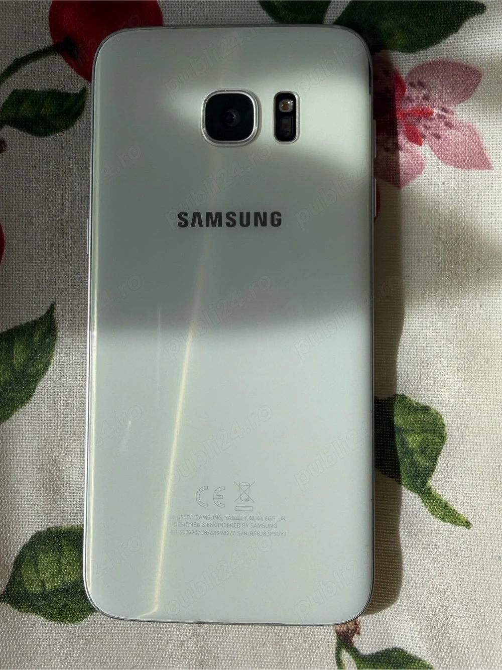 Samsung Galaxy S7 Edge fără cont Dual un model destul de reușit are un punct nu afectează se vede do