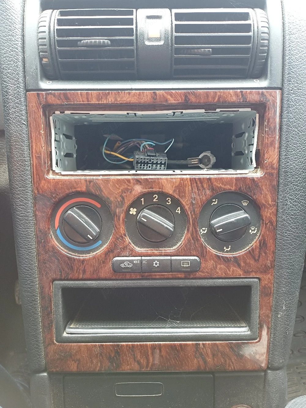 Masca lemn bord opel astra G