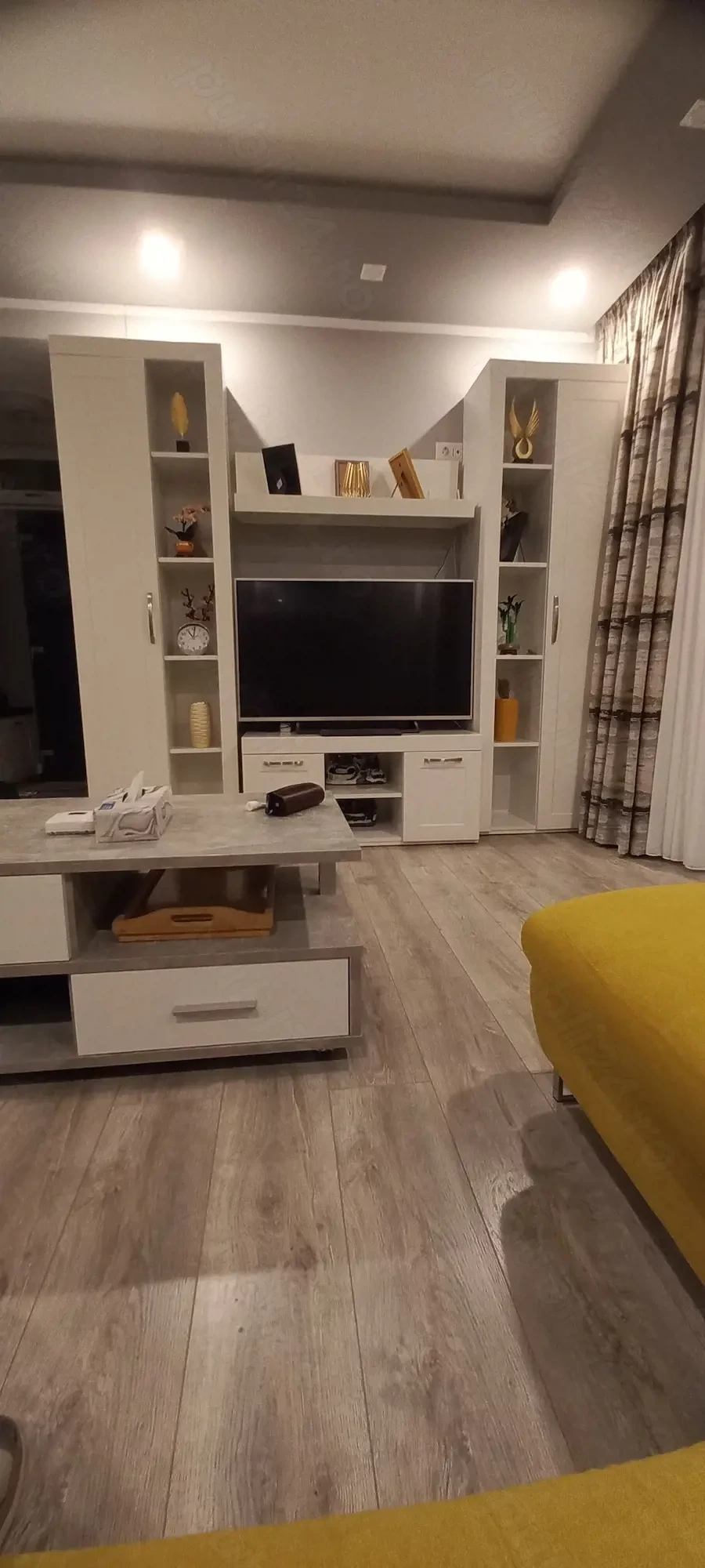 Proprietar vând apartament cu 4 camere Mărășești, Suceava