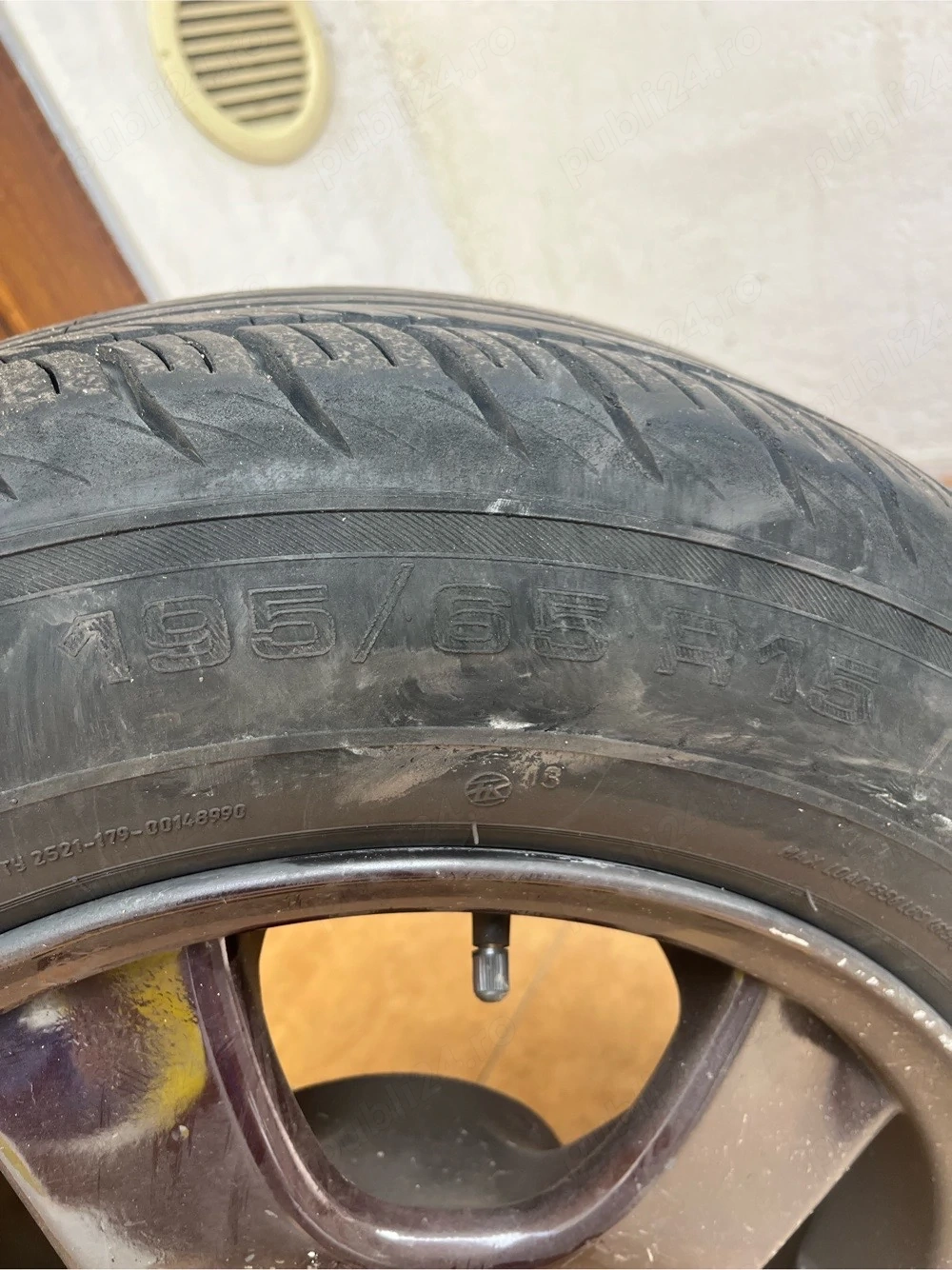 vand set 4 jante cu cauciucuri de vara 