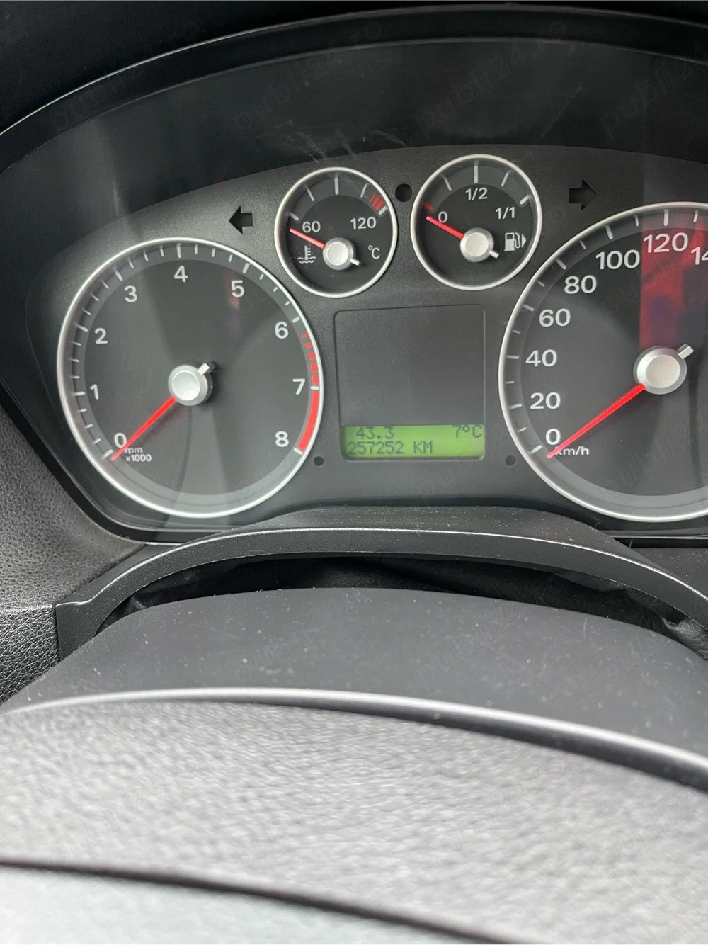Ford Focus 1.6 benzina