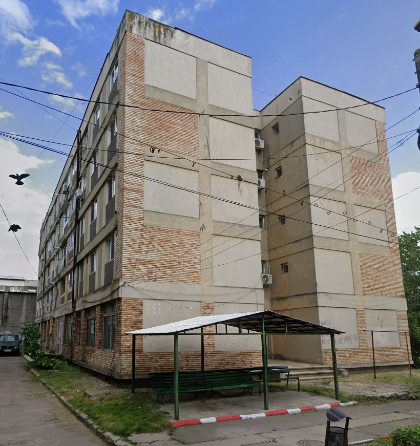 Vând apartament confort I, 4 camere 90 mp Zimnicea, central