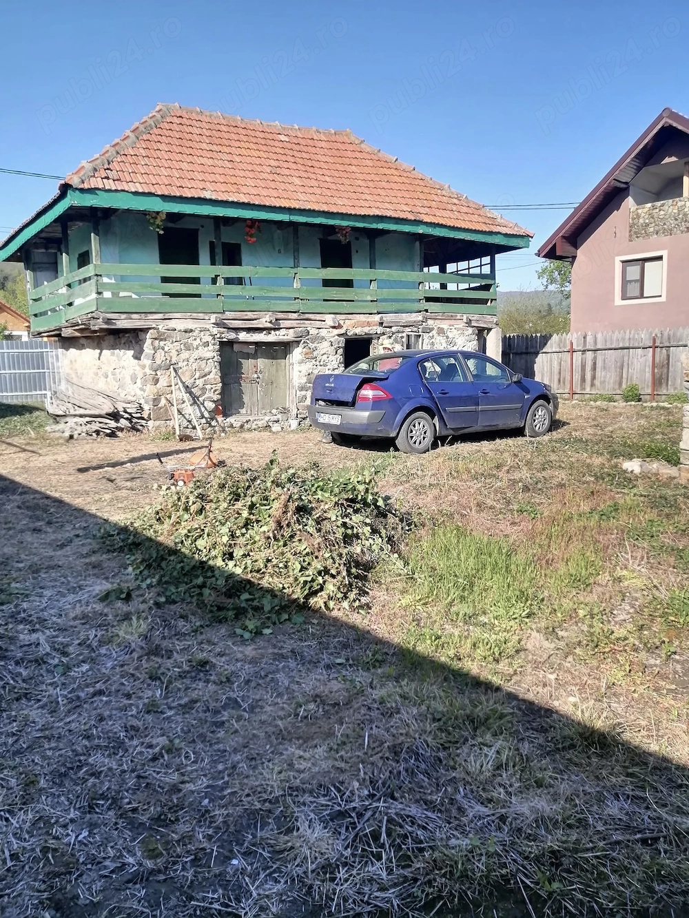 Teren 2200 mp intravilan + casă | 13 km Tg-Jiu | livadă 