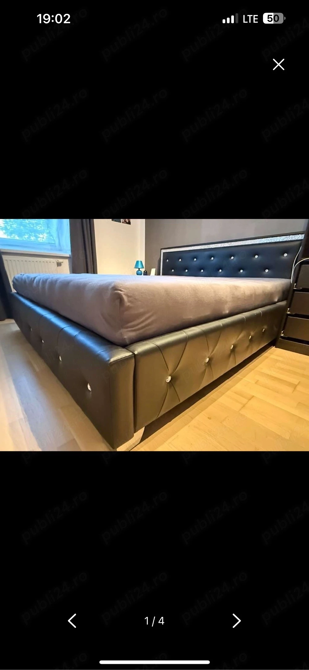pat 180x200 cu saltele si doua noptiere