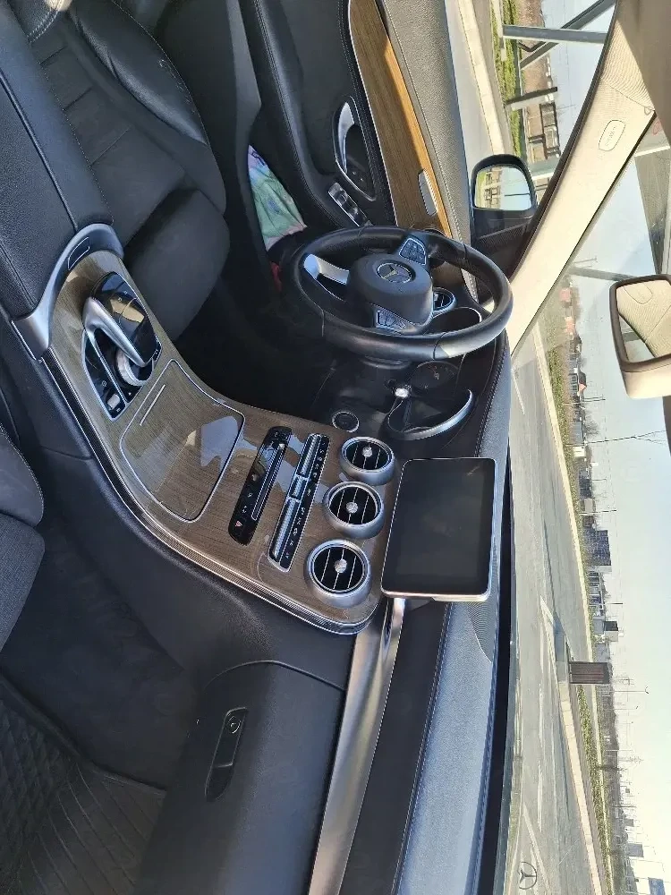 Vand Mercedes-Benz C 180 2015