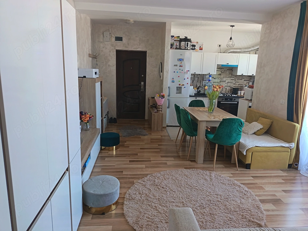 Propietar vând apartament 2 camere in Giroc