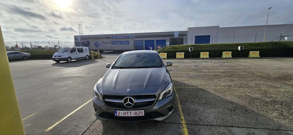 Mercedes CLA200