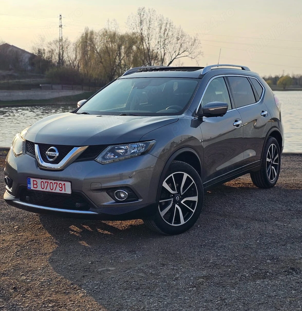Nissan X-Trail 2016 Istoric complet cu facturi Garantie Panoramic Anvelope noi