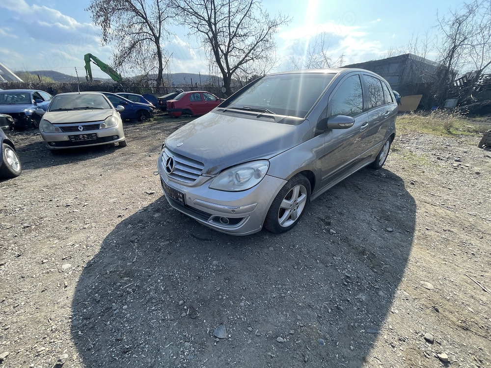 Dezmembrez Mercedes-Benz B200 CDI W245 103kW 140CP Autotronic 2005 2006 2007 2008