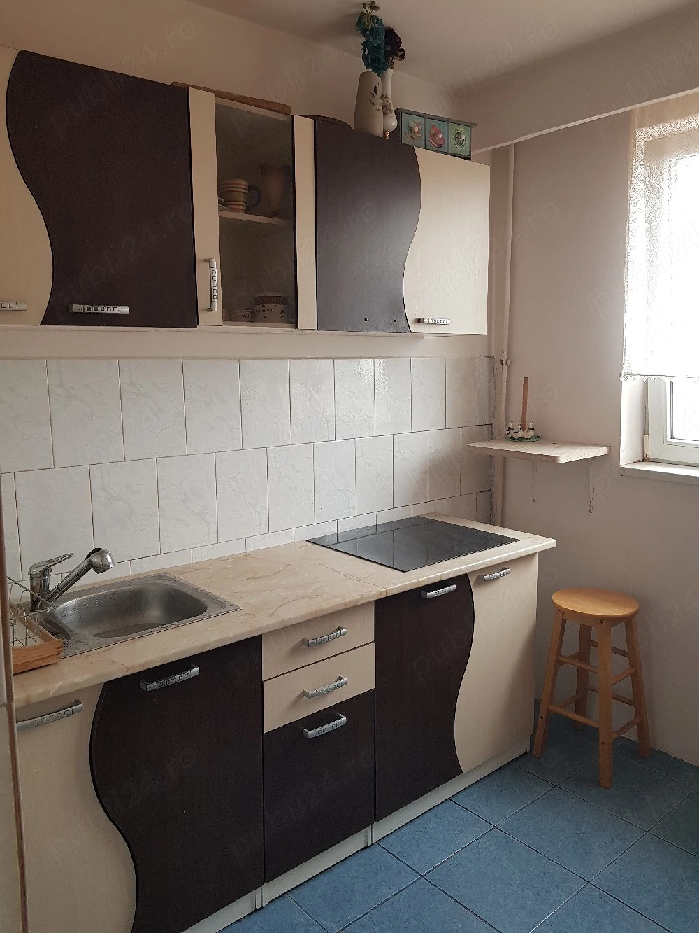 Vând apartament cu 2 camere - Complex studentesc