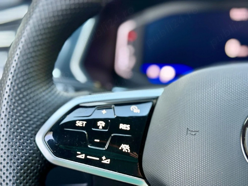 Vând Volkswagen Tiguan RLine, 2.0TDI