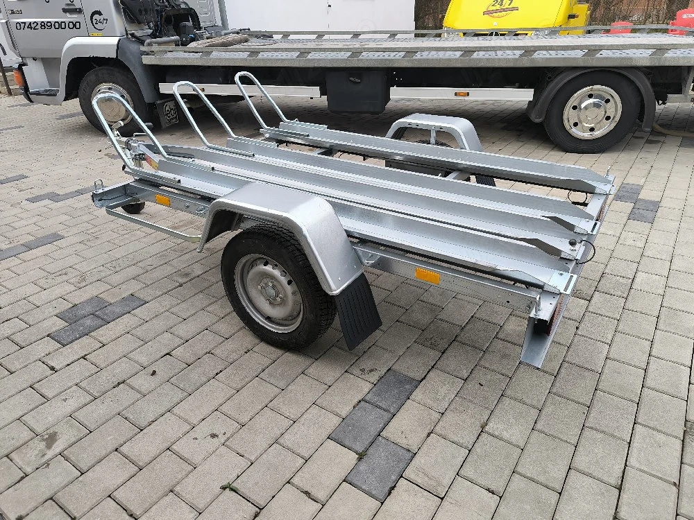 Inchiriez Remorcă trailer platforma moto motociclete