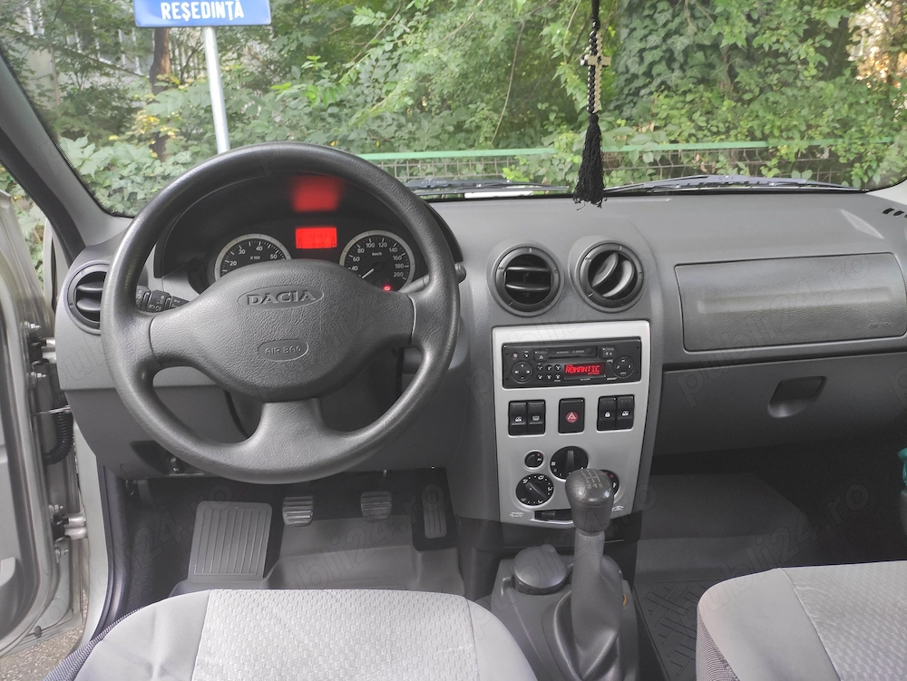 Dacia Logan 2006 1.5 dci