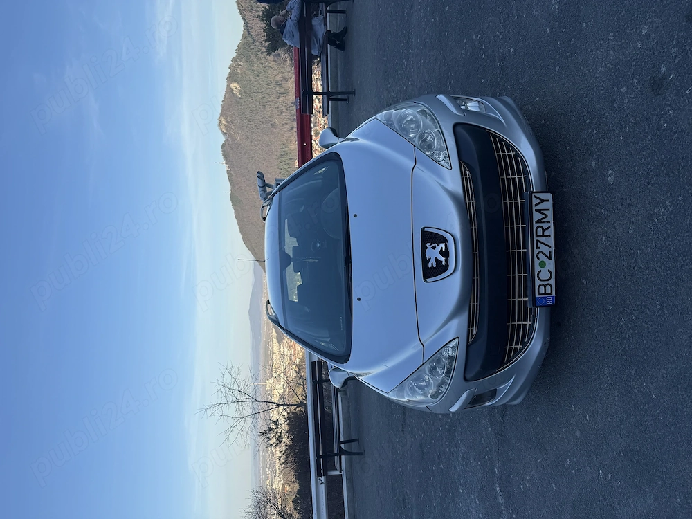 Vând Peugeot 308-2011 diesel 1.6 economic 