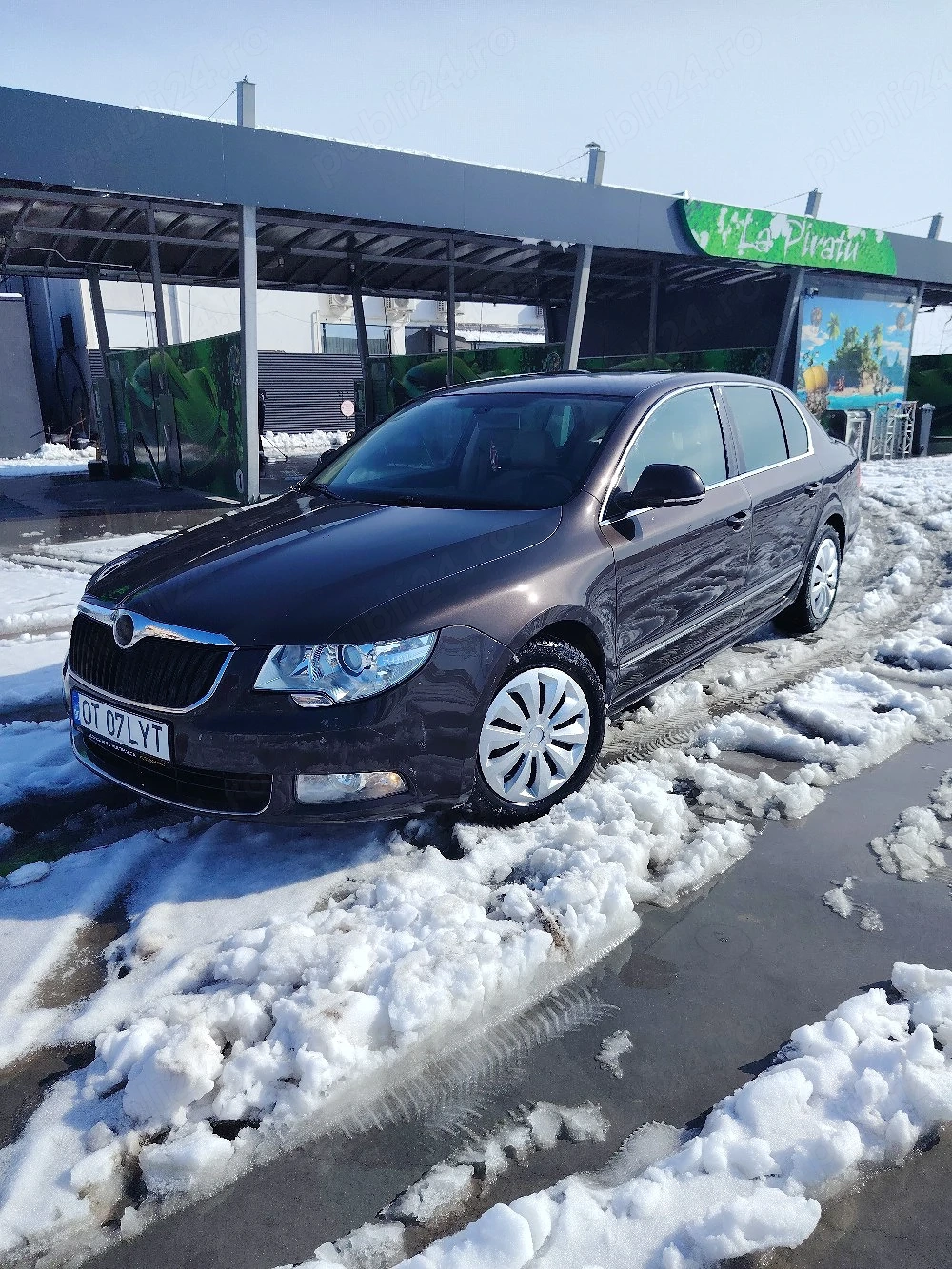 Skoda Superb 1.8TSI 160 cai FULL
