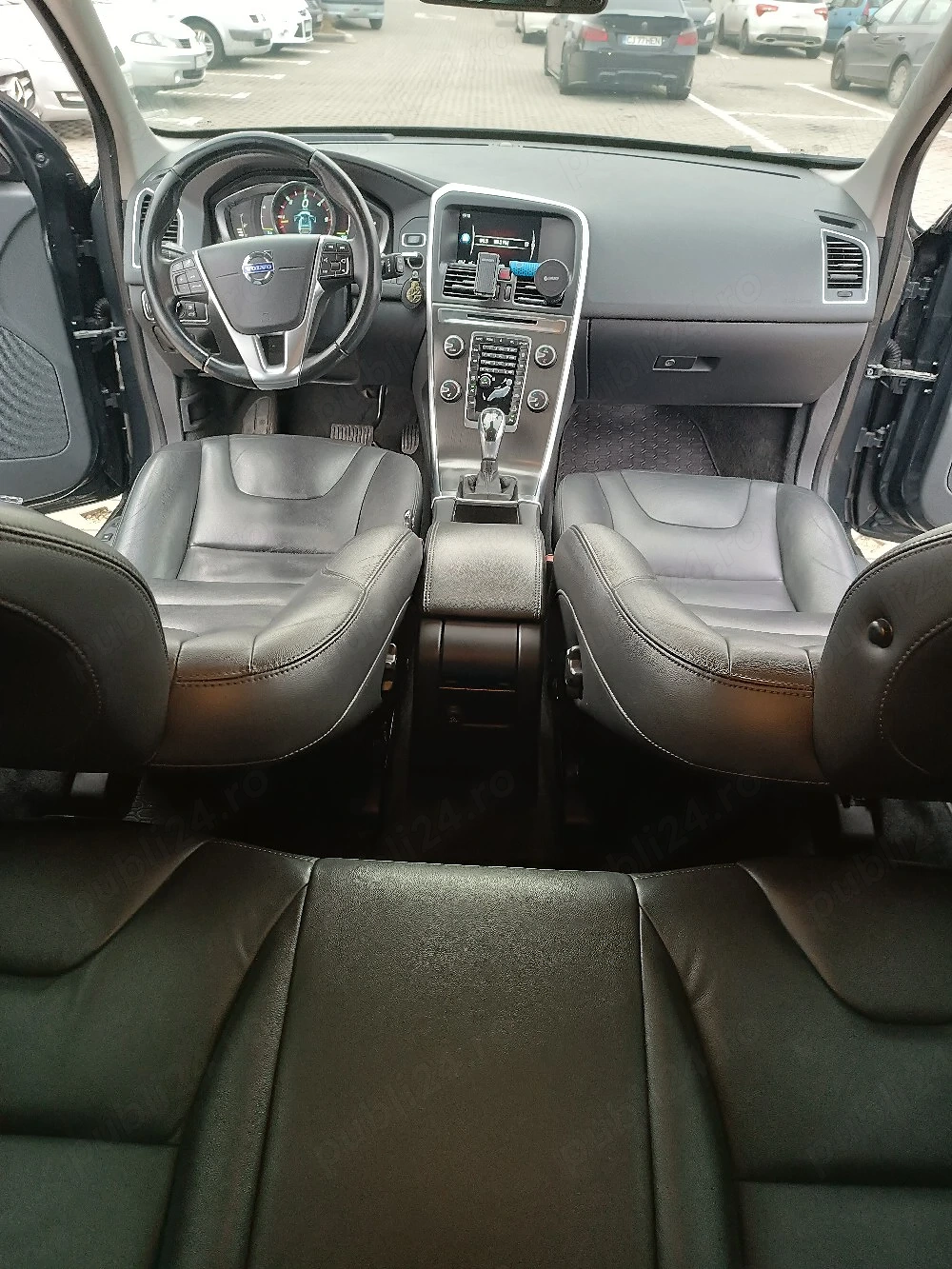 Volvo XC60 D4 AWD 2014 impecabil 