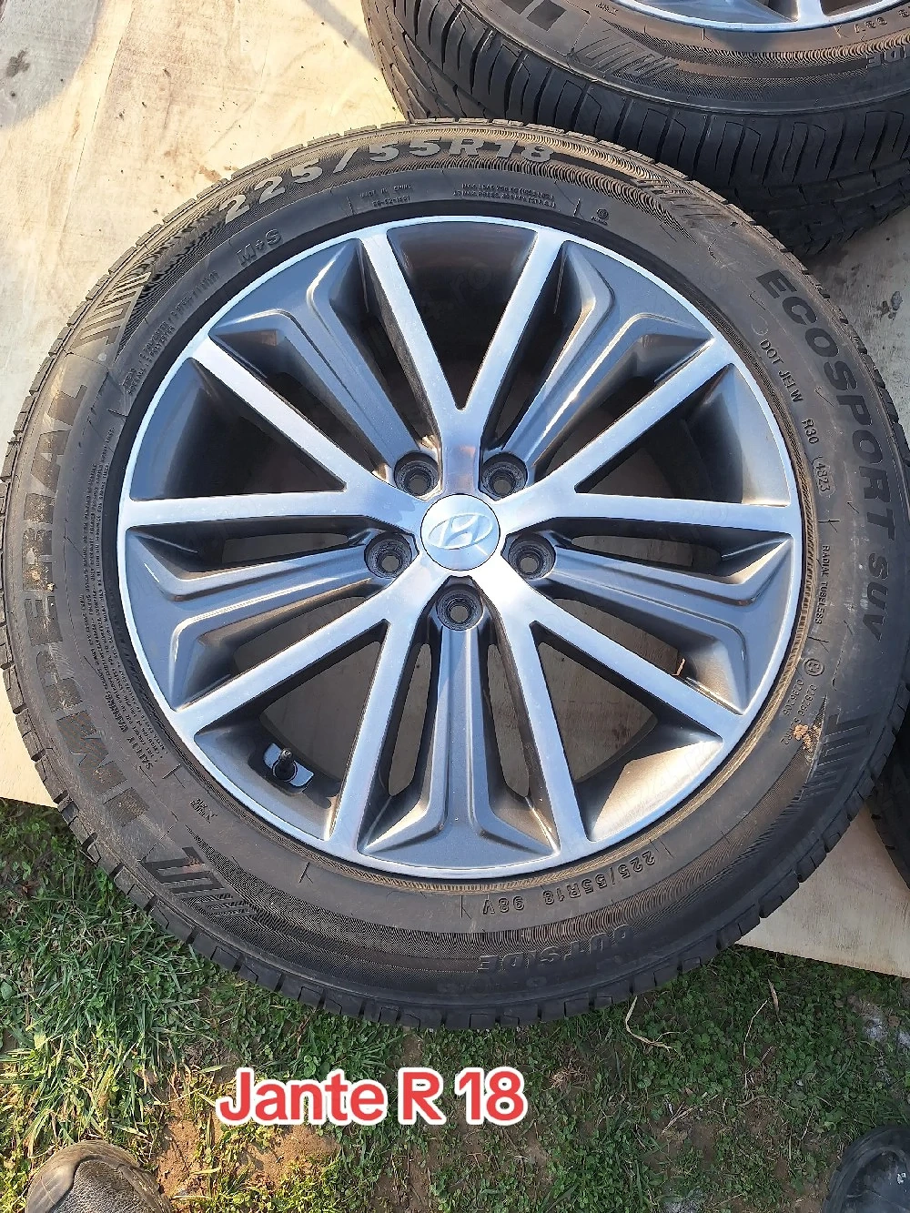 Vând Jante R 18 pentru Hyundai 