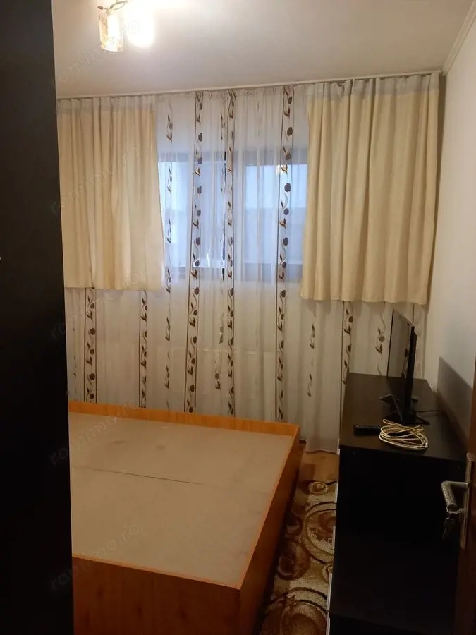 Apartament 2 camere mobilat, centrala proprie, metrou 1 Decembrie