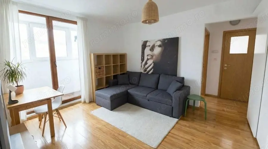 Apartament 2 camere Universitate, vedere panoramica, balcon,  2 min metrou