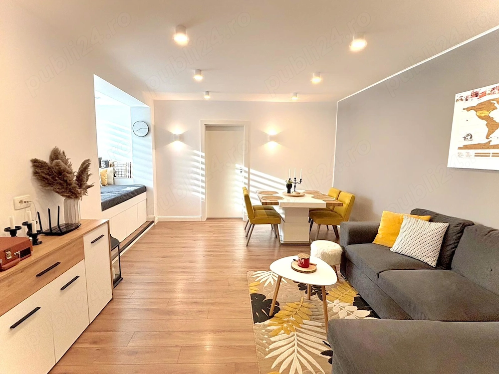 Proprietar vând apartament 3 camere ultrafinisat cu panoramă spre Criș