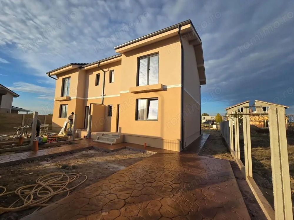 Duplex 4 camere | 2 băi | Moșnița Nouă - Calea Medveș Comision 0