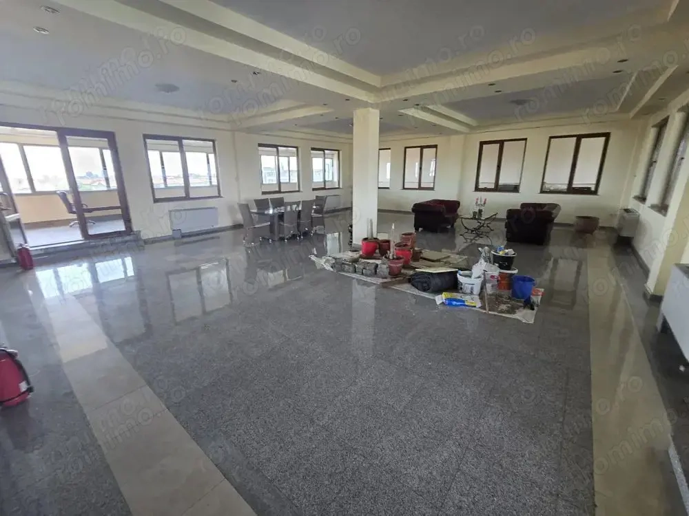 De închiriat Penthouse deosebit în zona Modern, 380 mp, Timișoara