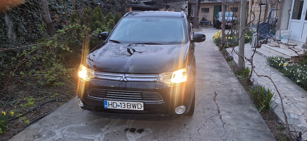Mitsubishi Outlander Phev 2014 