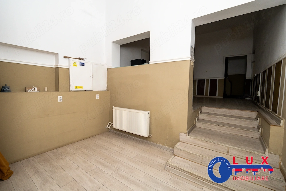ID 8284 DE ÎNCHIRIAT - Spațiu comercial P+E | Piața Nouă