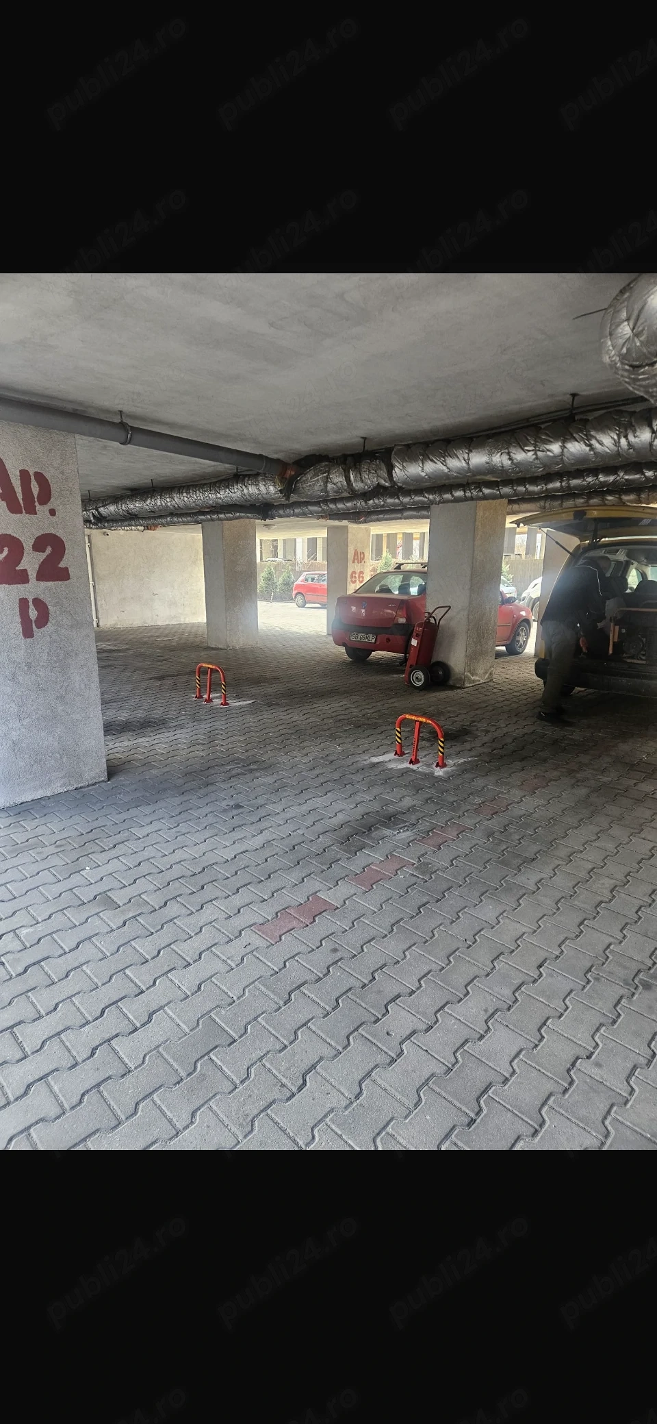 Vând 2 buc parcări exterioare acoperite - Cluj Napoca