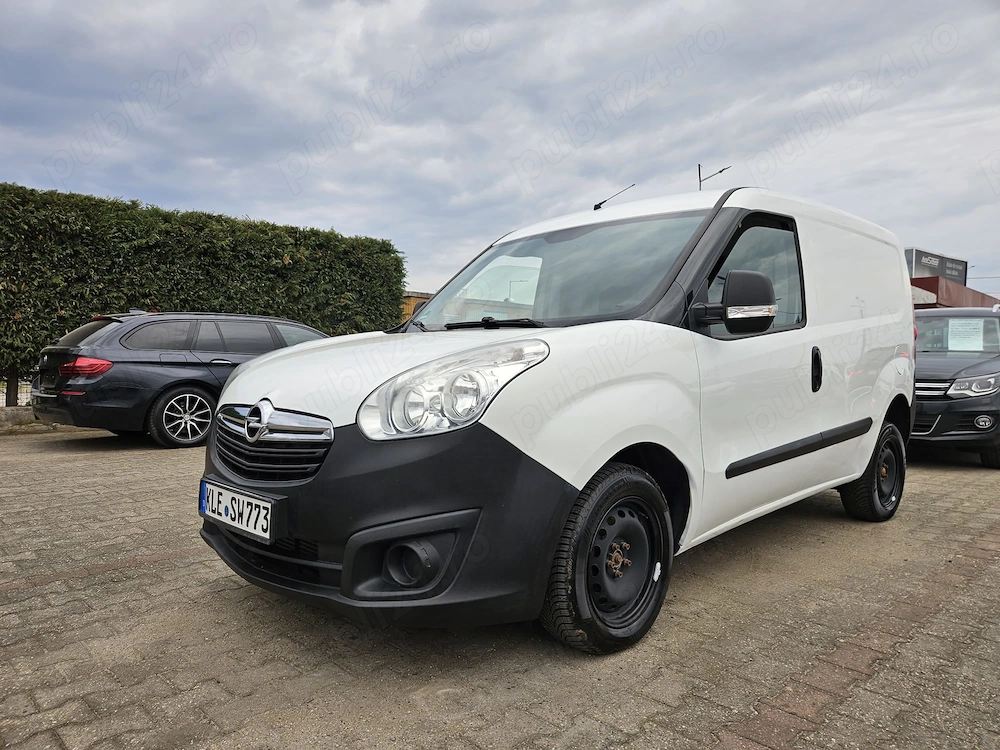 Opel Combo an 2013 1.3CDTI 90 cai Climă Geamuri oglinzi electrice Unic Proprietar Germania 188.000KM