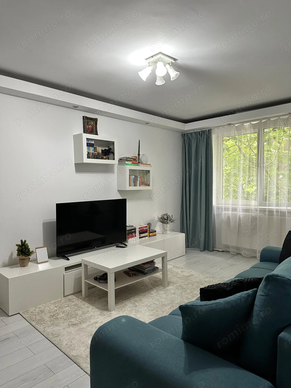 Apartament 2 camere de închiriat Apărătorii Patriei Loc de parcare