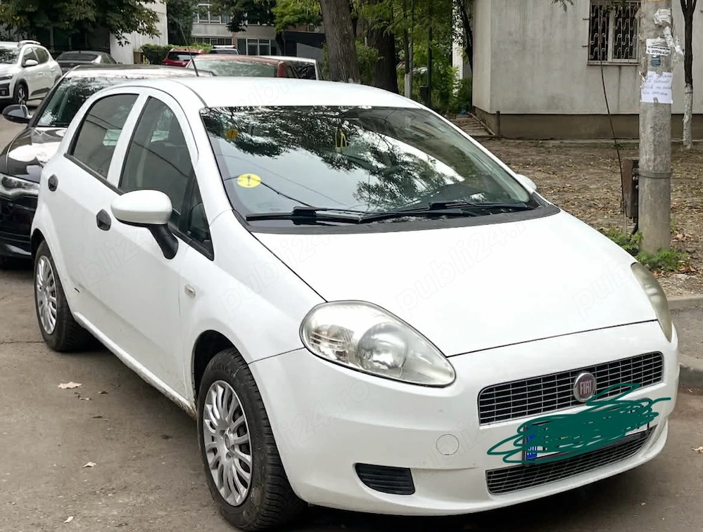 Vând Fiat Punto 1,2 benzina , defecțiune motor  