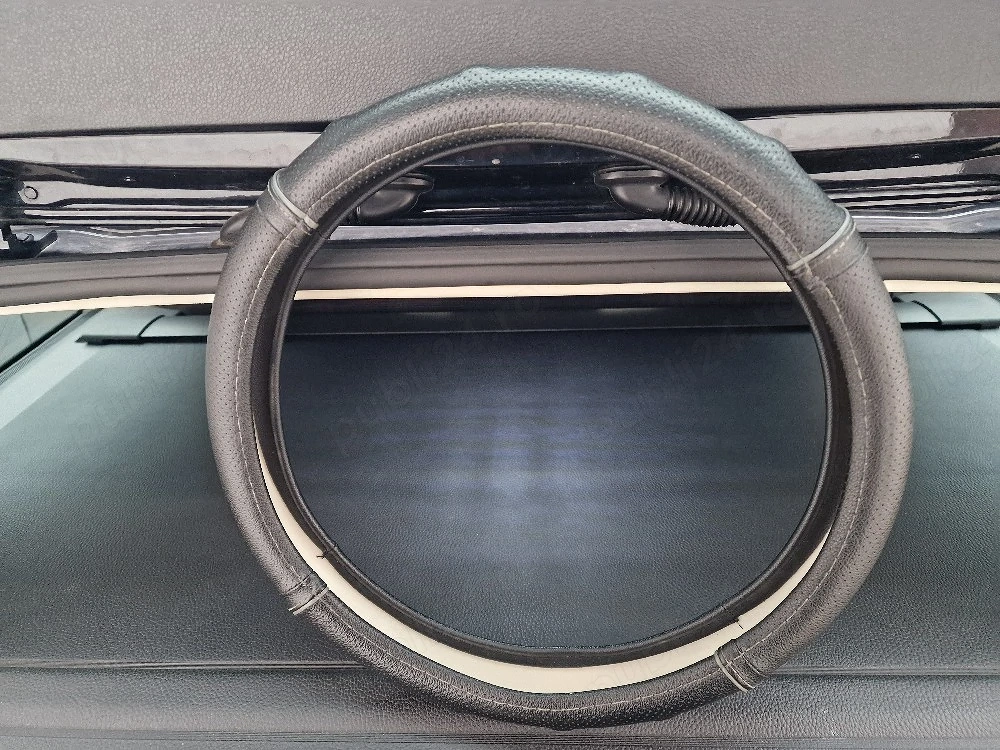 Husa piele volan