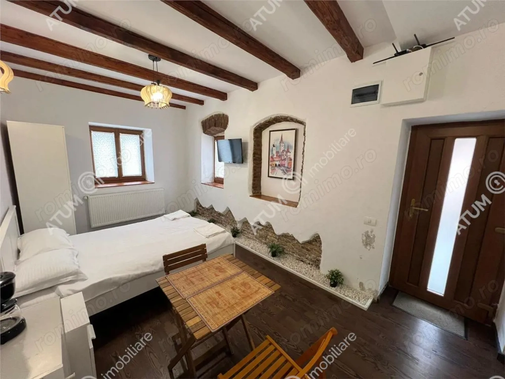 Casa ultracentrala compusa din 2 garsoniere zona Teatru Gong din Sibiu