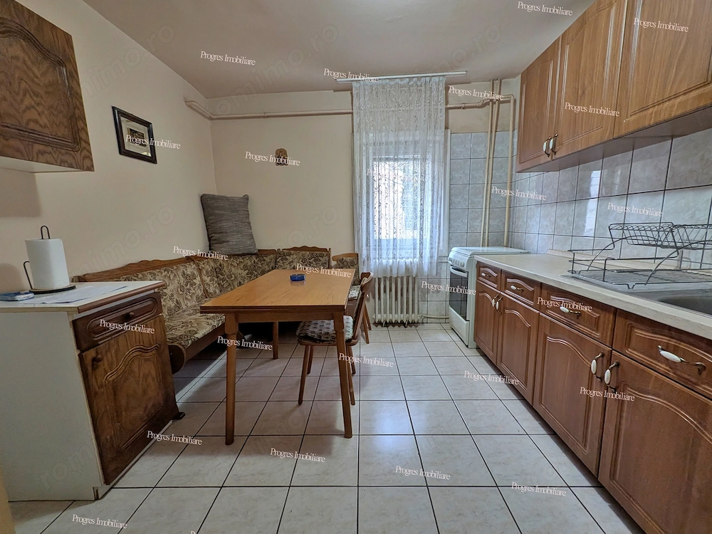 Apartament 2 camere - Parter - Zona Soarelui - 99.000 euro - Comision 0