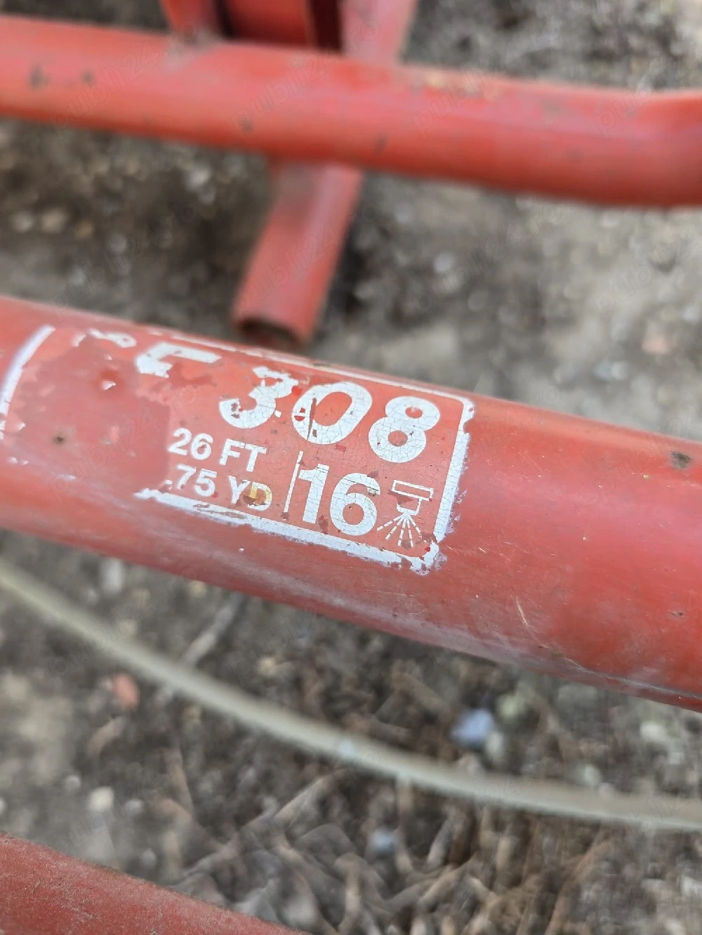 Vând pompa de ierbicidat bazin 400 litri cu brațe extensibile